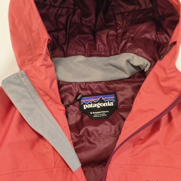 Women's Patagonia Insulated Torrentshell Jacket Size Small - Picture 4 of 13